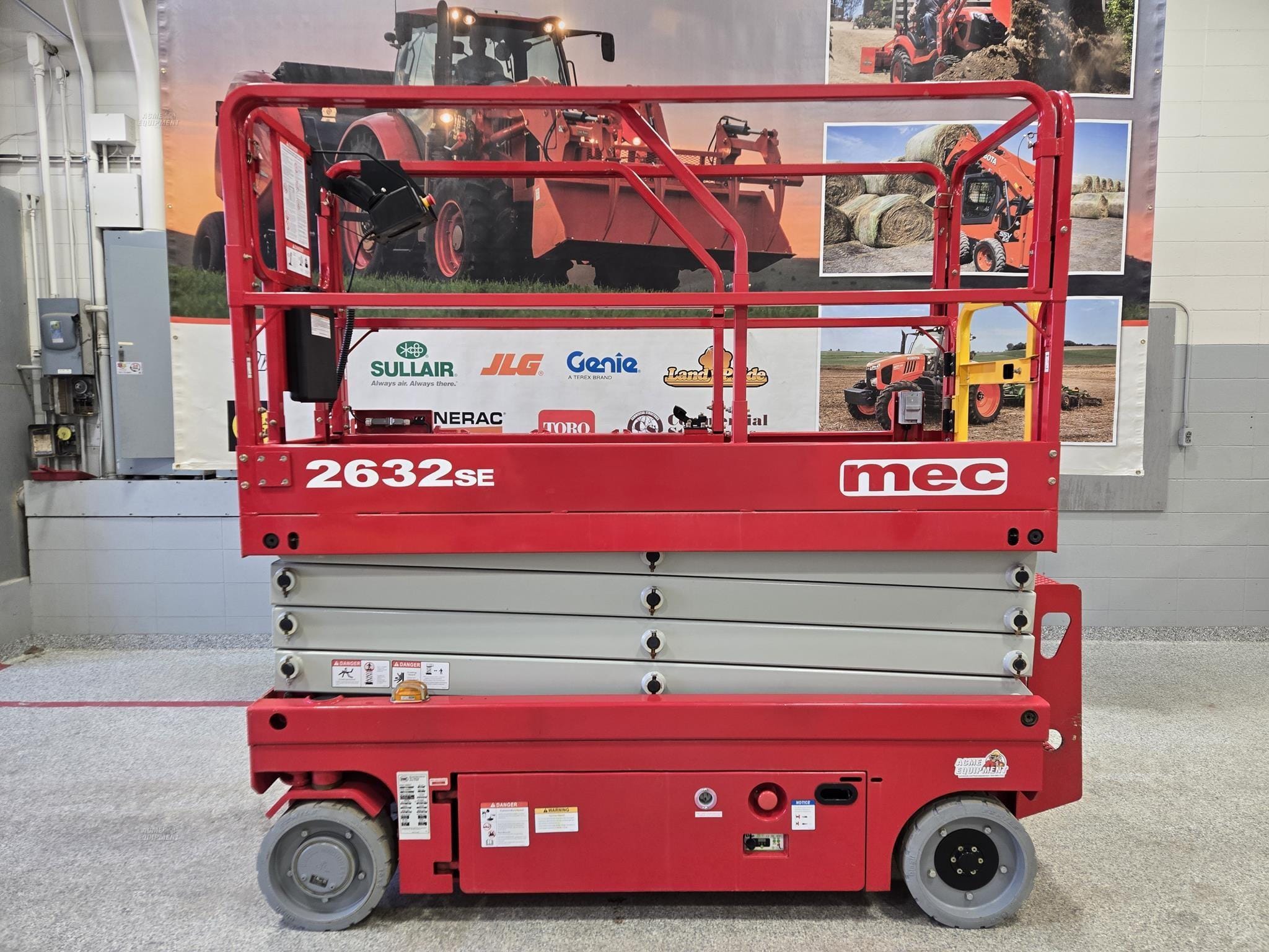 2022 MEC 2632SE Equipment Image0