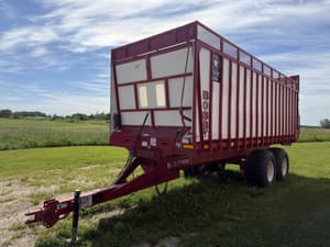 2022 Meyer 8124 Image