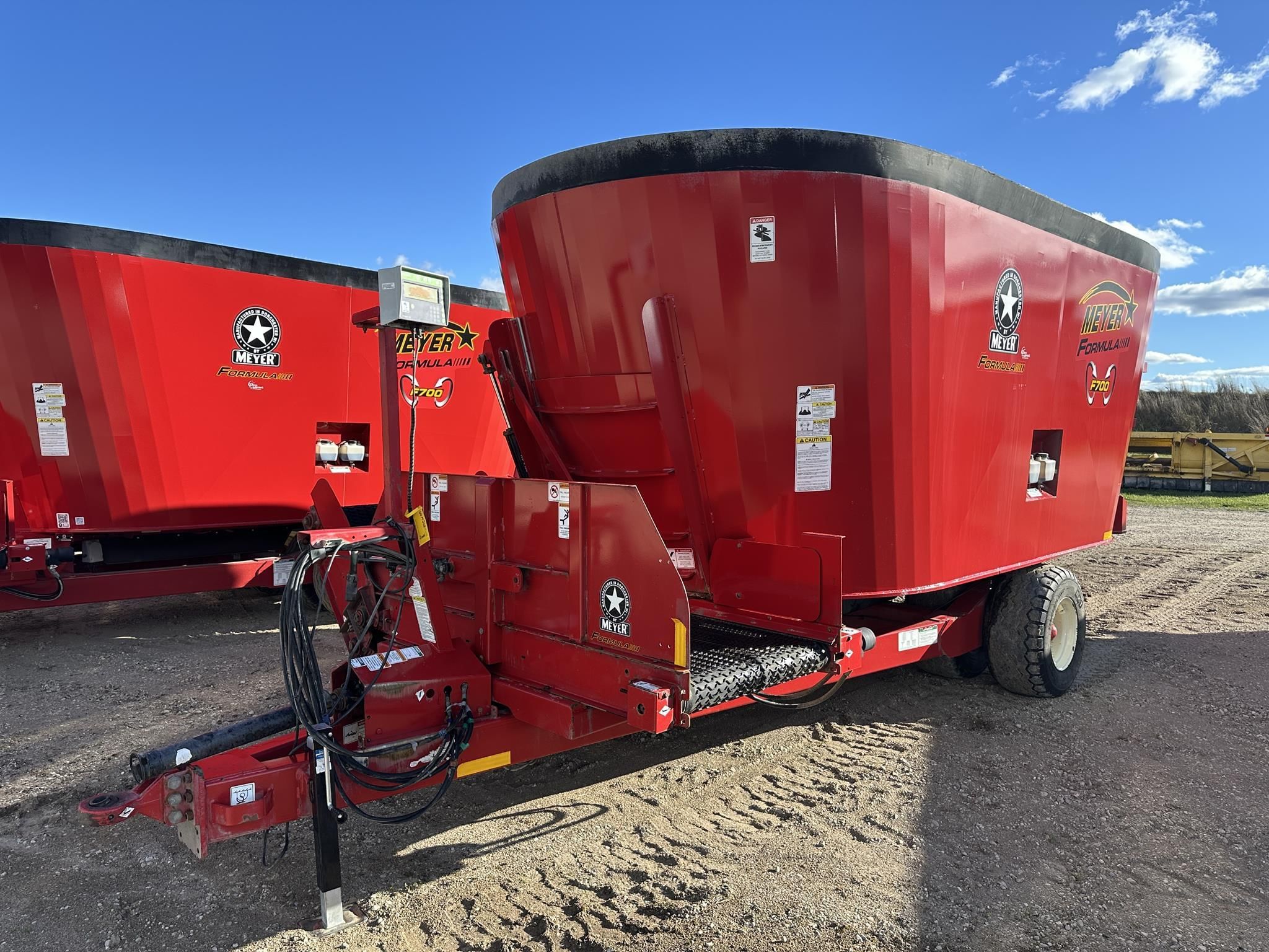 2022 Meyer F700 Equipment Image0