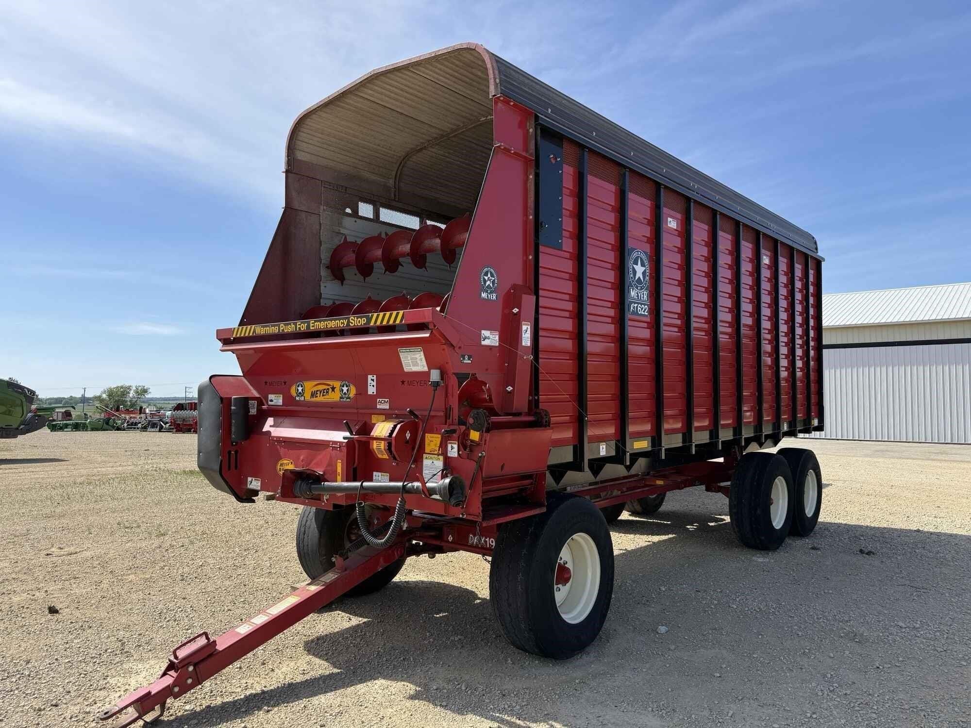 2022 Meyer RT622 Equipment Image0