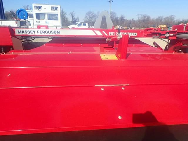 Image of Massey Ferguson 1359 equipment image 1