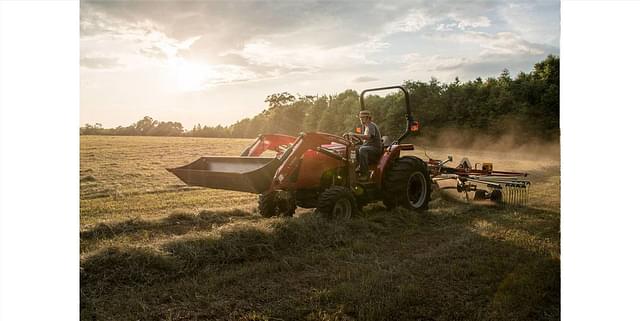 Image of Massey Ferguson 1510S equipment image 4