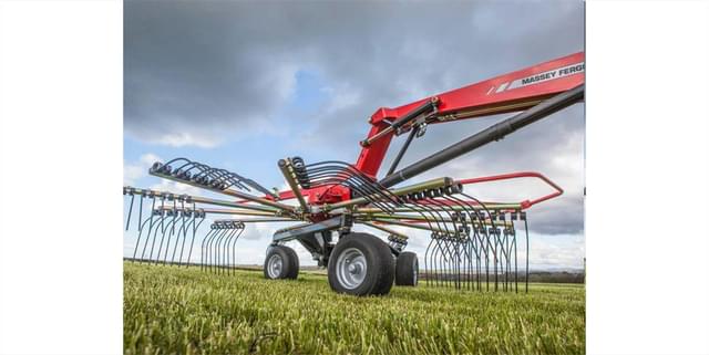 Image of Massey Ferguson 1510S equipment image 1