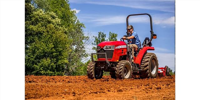 Image of Massey Ferguson 1840E equipment image 1