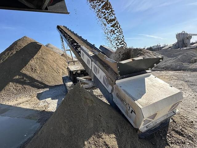 Image of MGL 530T Stacker equipment image 2