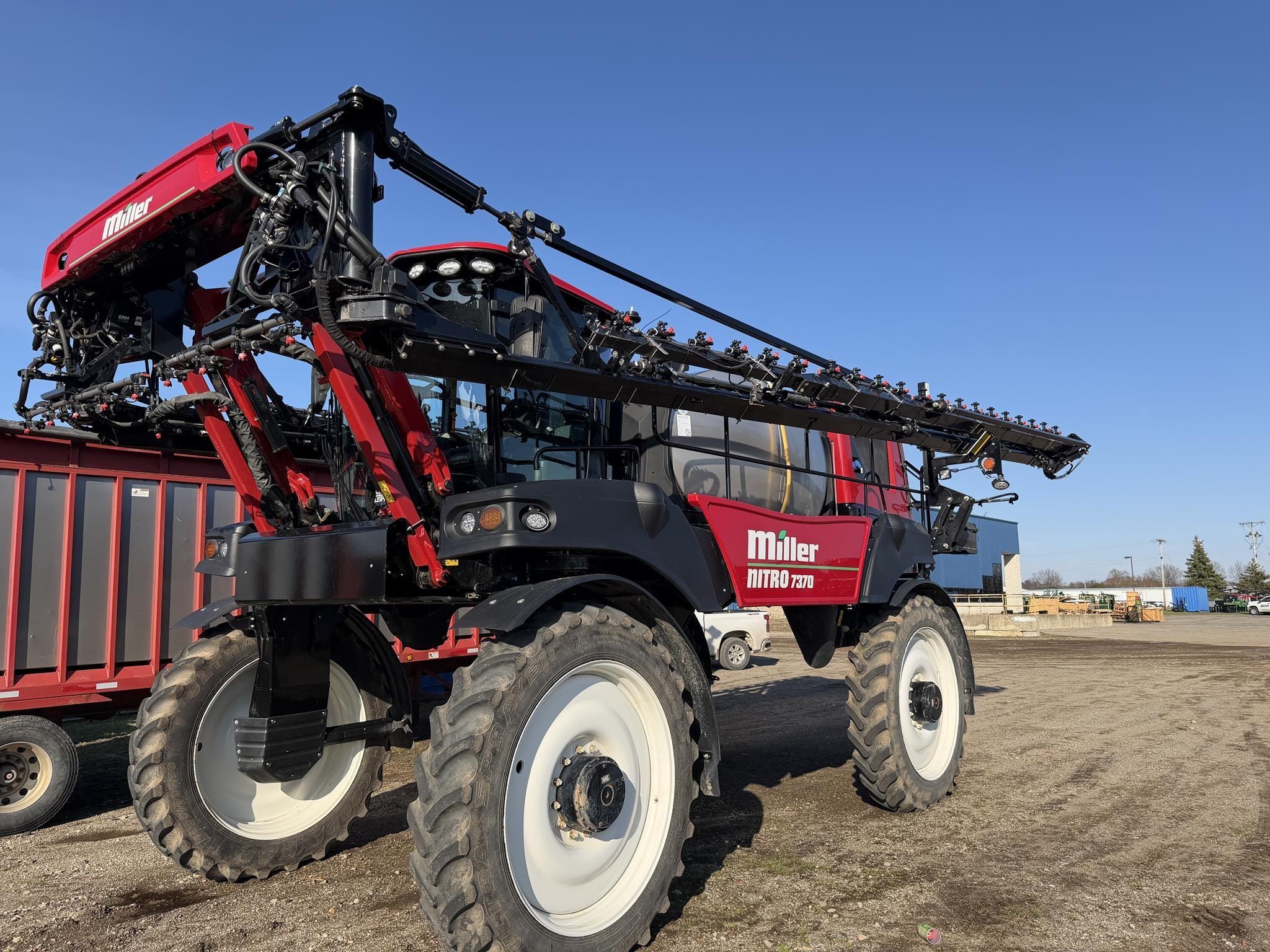 2022 Miller Nitro 7370 Equipment Image0