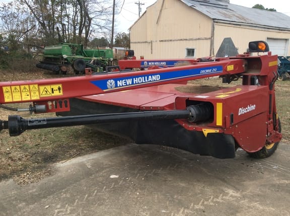 2022 New Holland 210 Equipment Image0