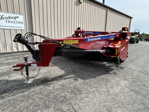 2022 New Holland 210 Equipment Image0