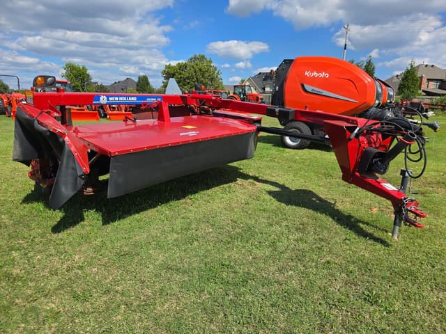 Image of New Holland 210 equipment image 3