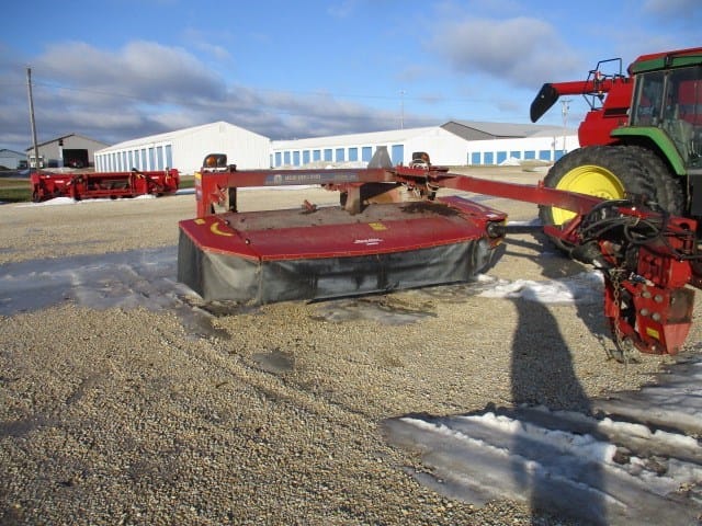 2022 New Holland 210 Equipment Image0