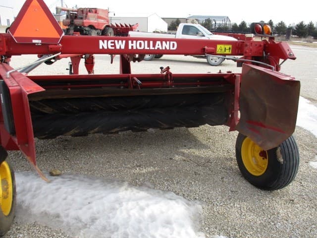 Image of New Holland 210 equipment image 4