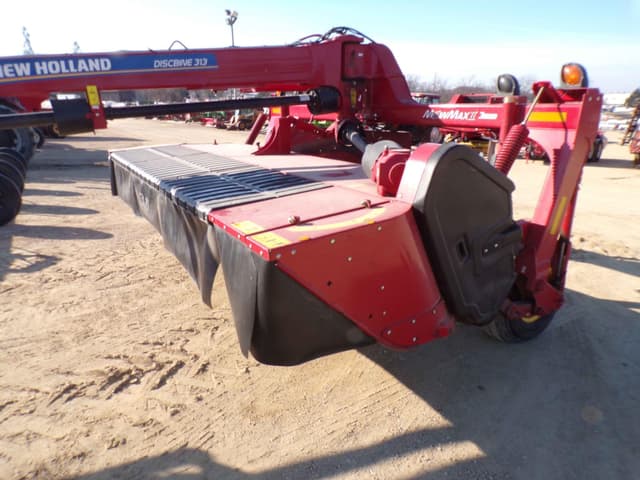 Image of New Holland 313 equipment image 3