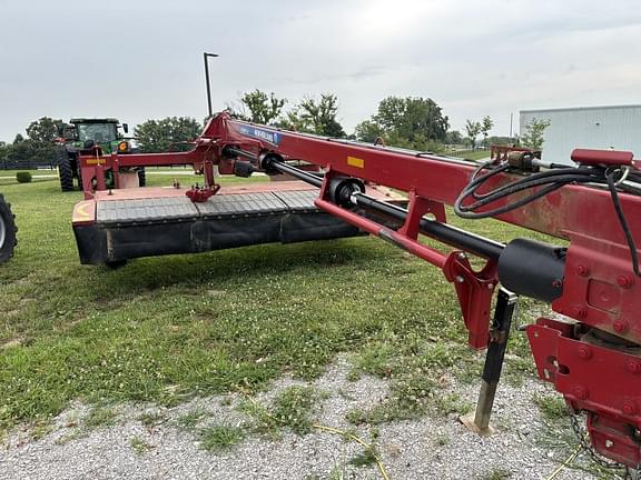 Image of New Holland 313 equipment image 1