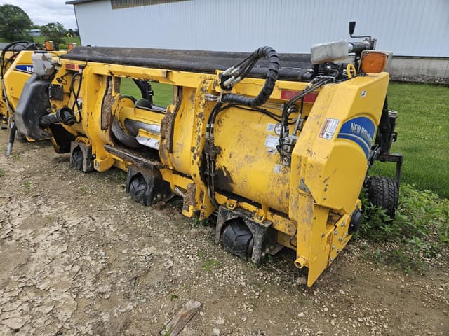 Image of New Holland 380FP equipment image 2
