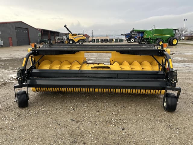 Image of New Holland 380FP equipment image 1