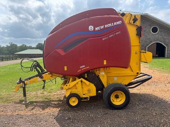 Image of New Holland RB460 equipment image 2