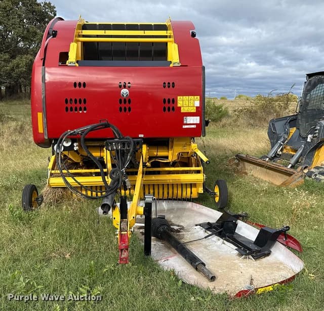 Image of New Holland RB460 equipment image 1