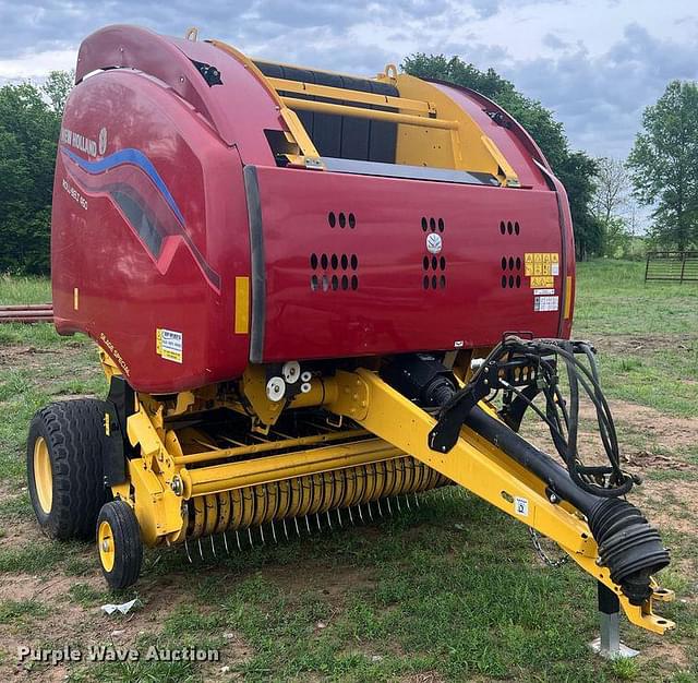 Image of New Holland RB460 equipment image 2