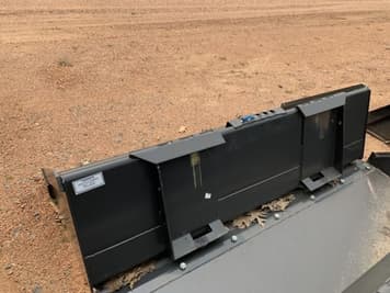 Main image New Holland 72" LPE Bucket