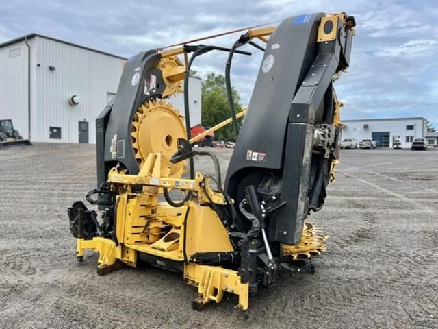 Image of New Holland 750BFI equipment image 3