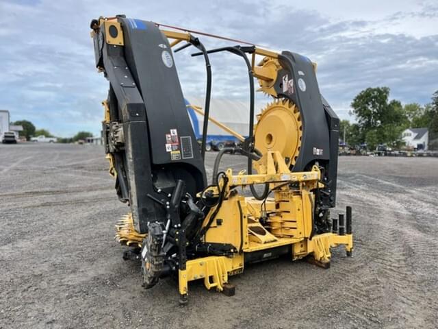 Image of New Holland 750BFI equipment image 4