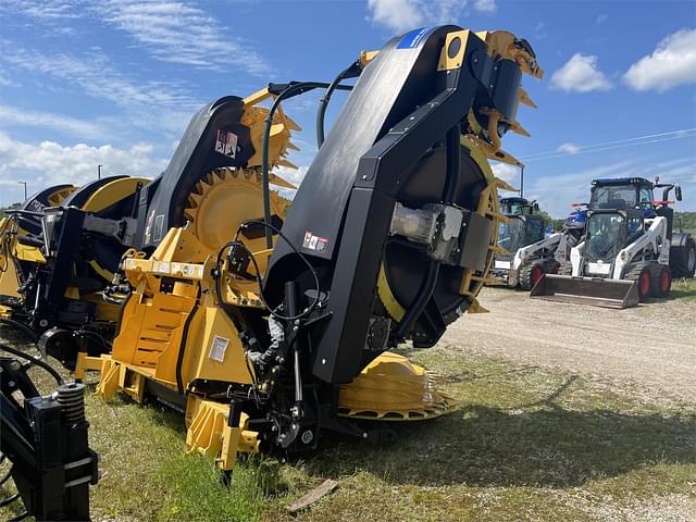 Image of New Holland 750BFIN equipment image 4