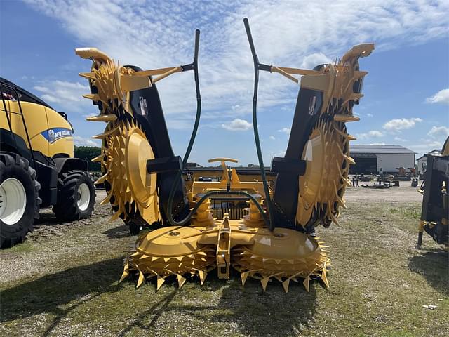 Image of New Holland 750BFIN equipment image 1