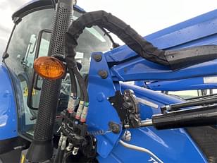 Main image New Holland 815LA 6