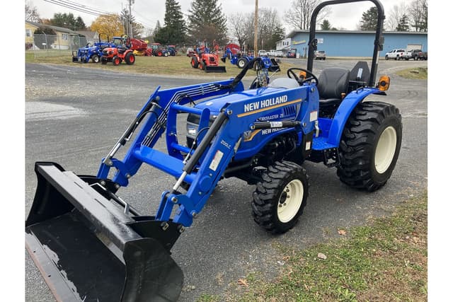 Image of New Holland Workmaster 25 equipment image 4