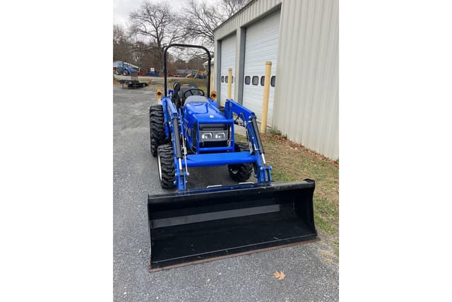 Image of New Holland Workmaster 25 equipment image 1