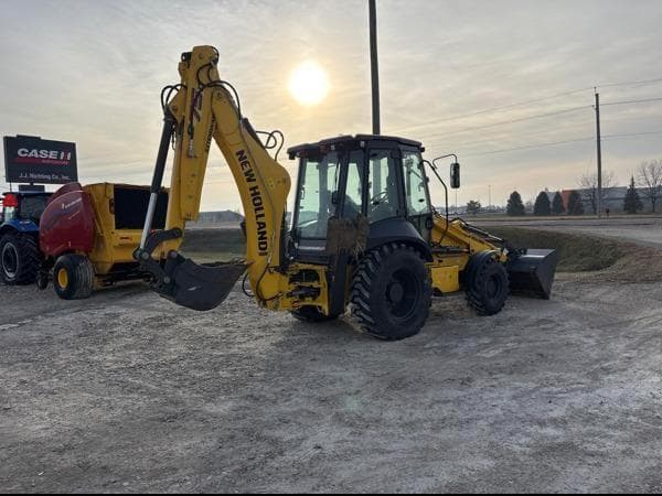 Image of New Holland B75D equipment image 3