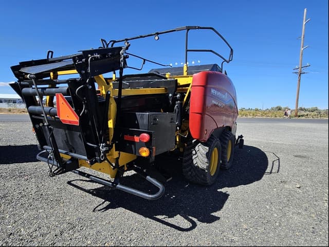 Image of New Holland Big Baler 340 Plus equipment image 2