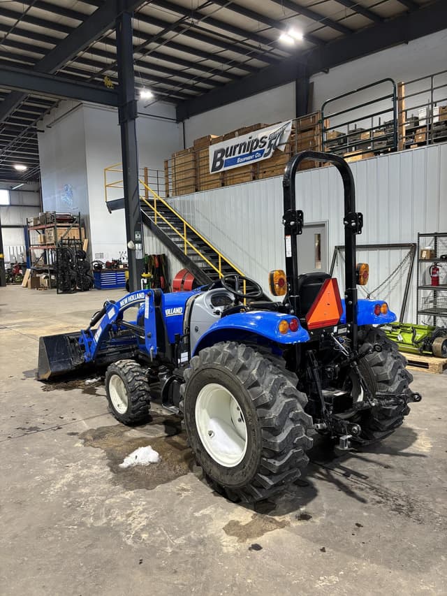 Image of New Holland Boomer 40 equipment image 3