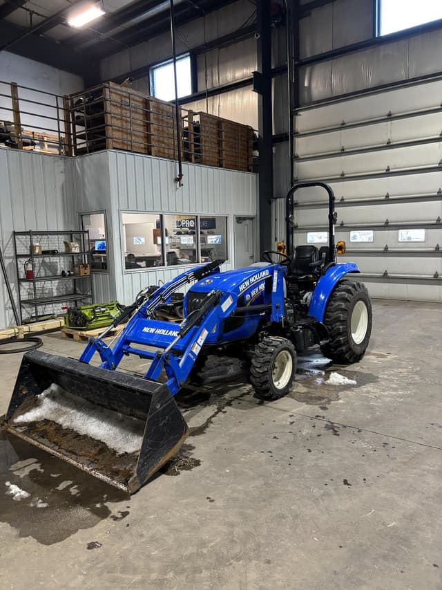 Image of New Holland Boomer 40 equipment image 1