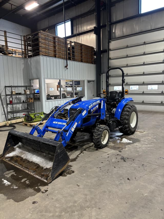 Image of New Holland Boomer 40 equipment image 1
