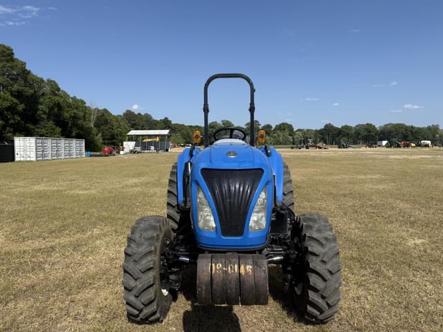 Image of New Holland Boomer 45 equipment image 2