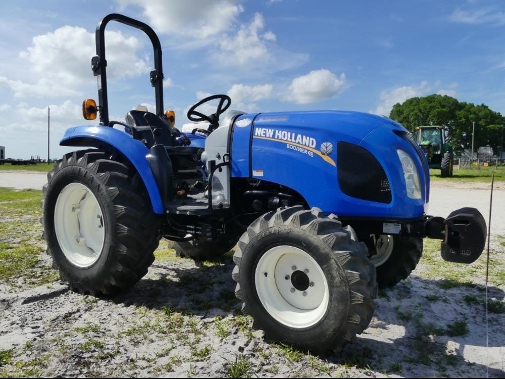 2022 New Holland Boomer 45 Equipment Image0