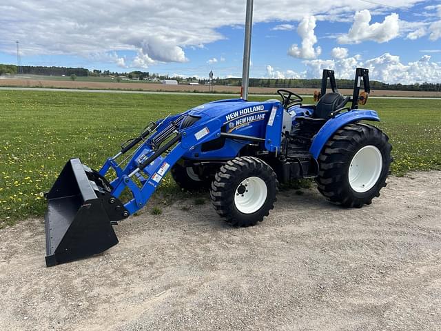 Image of New Holland Boomer 55 equipment image 1