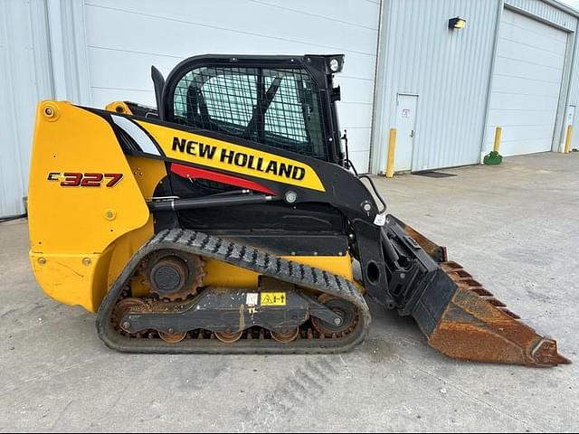 Image of New Holland C327 equipment image 3