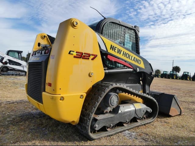 Image of New Holland C327 equipment image 3