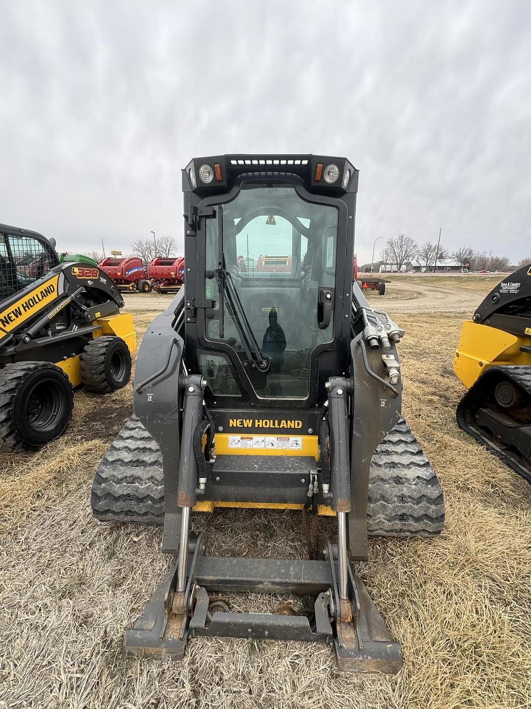 Image of New Holland C332 Primary image