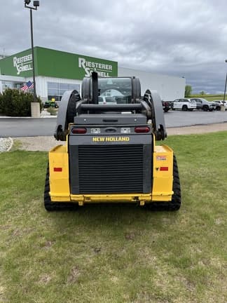 Image of New Holland C332 equipment image 4