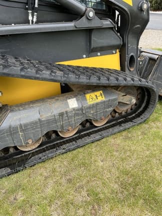 Image of New Holland C332 equipment image 3