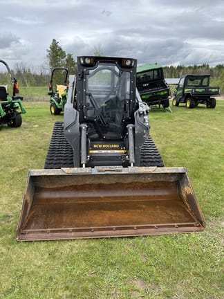 2022 New Holland C332 Equipment Image0