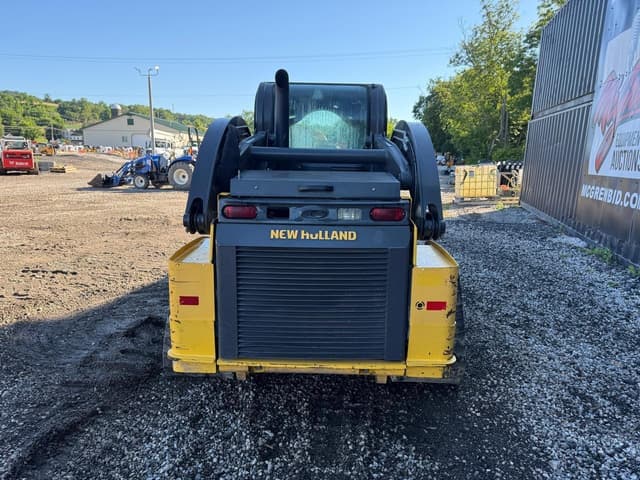 Image of New Holland C332 equipment image 2