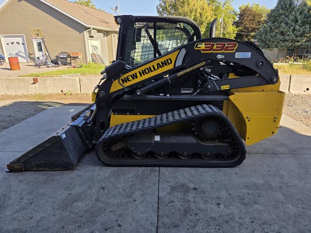 Image of New Holland C332 equipment image 1