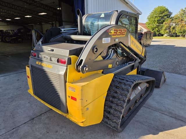 Image of New Holland C332 equipment image 4