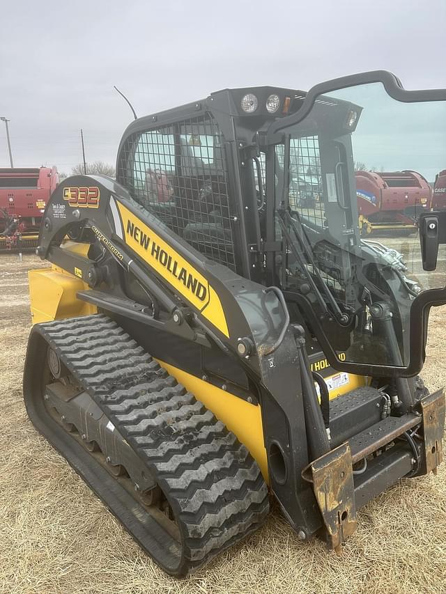 Image of New Holland C332 equipment image 1