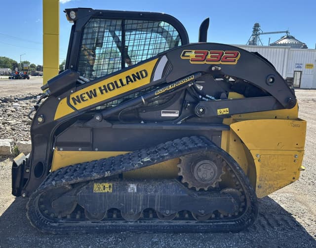 Image of New Holland C332 equipment image 1