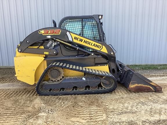 Image of New Holland C332 equipment image 3